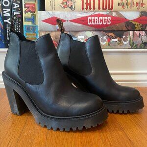 Dr. Martens Hurston Women's Leather Heeled Chelsea Boots 8.5